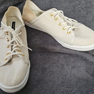 Tommy Hilfiger Women's Cream Canvas Sneakers